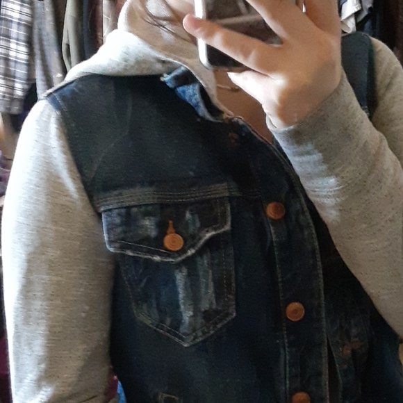 Jean jacket - Picture 2 of 2